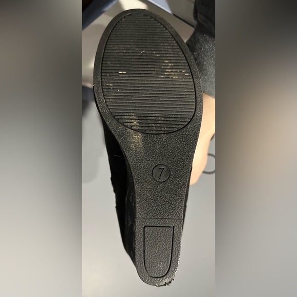 Universal thread black wedge ankle booties - Picture 5 of 5